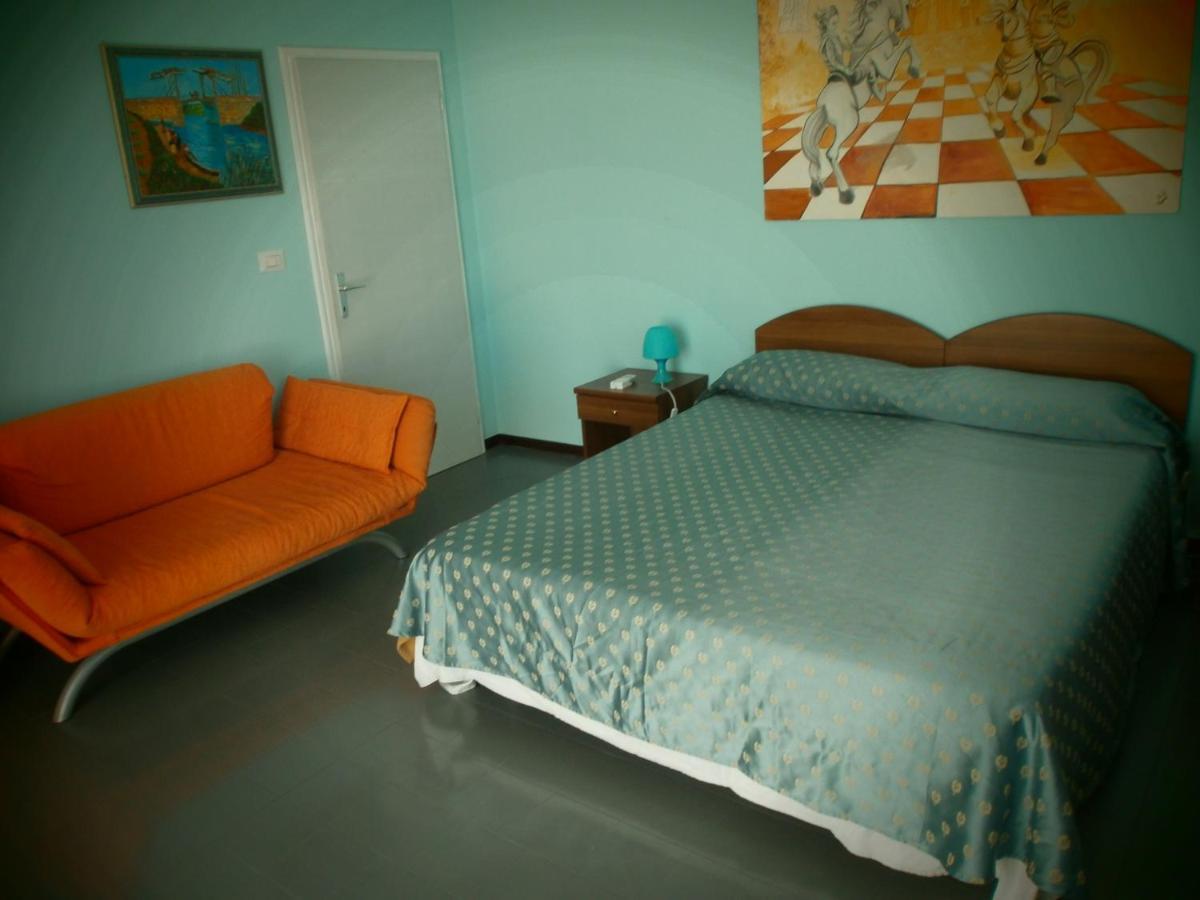 Il Leprotto - Room & Breakfast Altedo Экстерьер фото